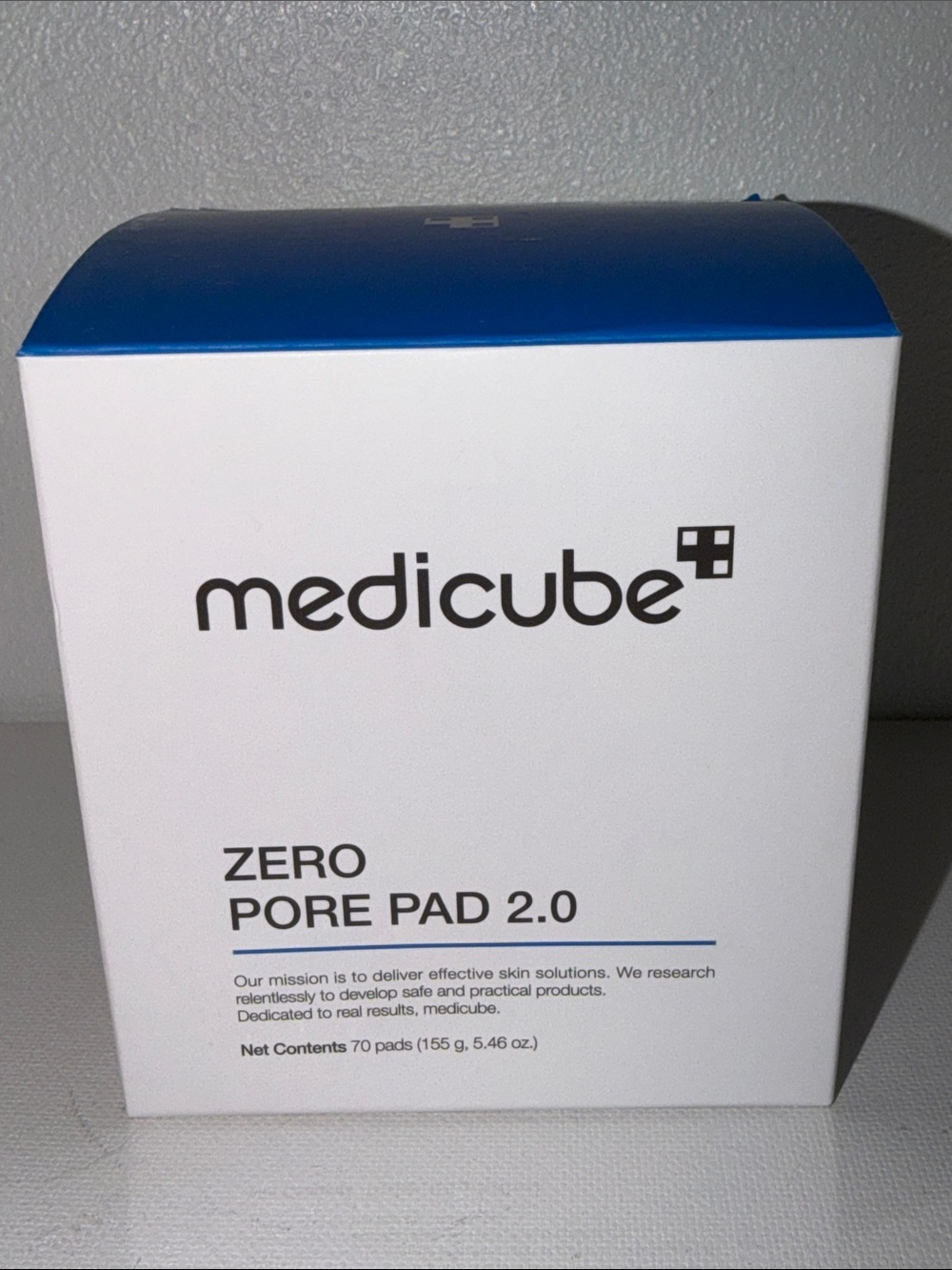Medicube Zero Pore Pad 2.0 - White and Blue Box